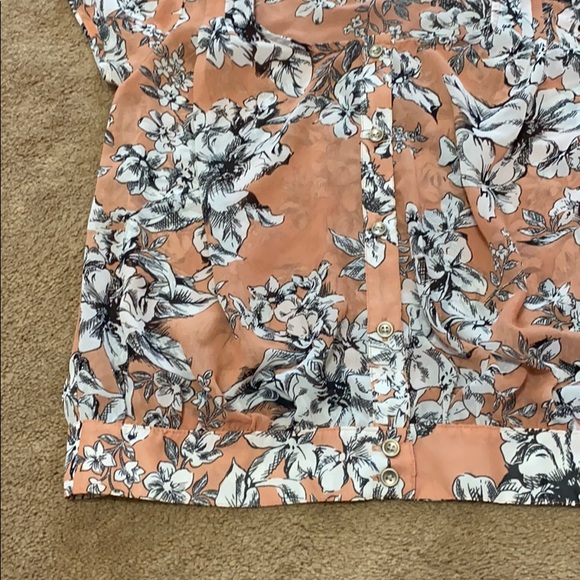 Forever 21 Floral Peach Blouse - Picture 8 of 10